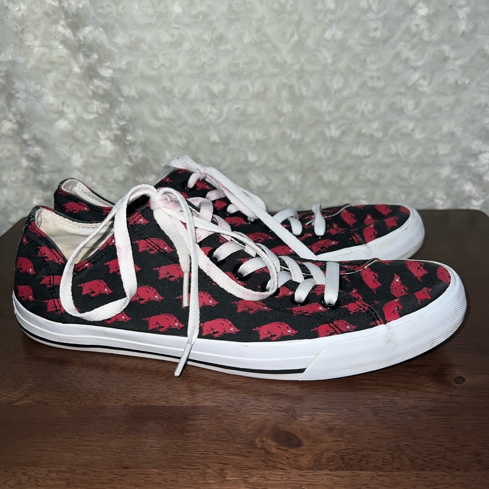 Row One Arkansas Razorbacks Shoes - Picture 3 of 4